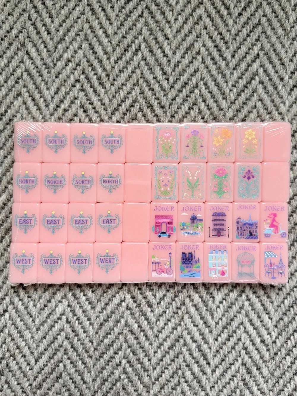Pink Paris American Mahjong Tile set (new) - Picture 7 of 10